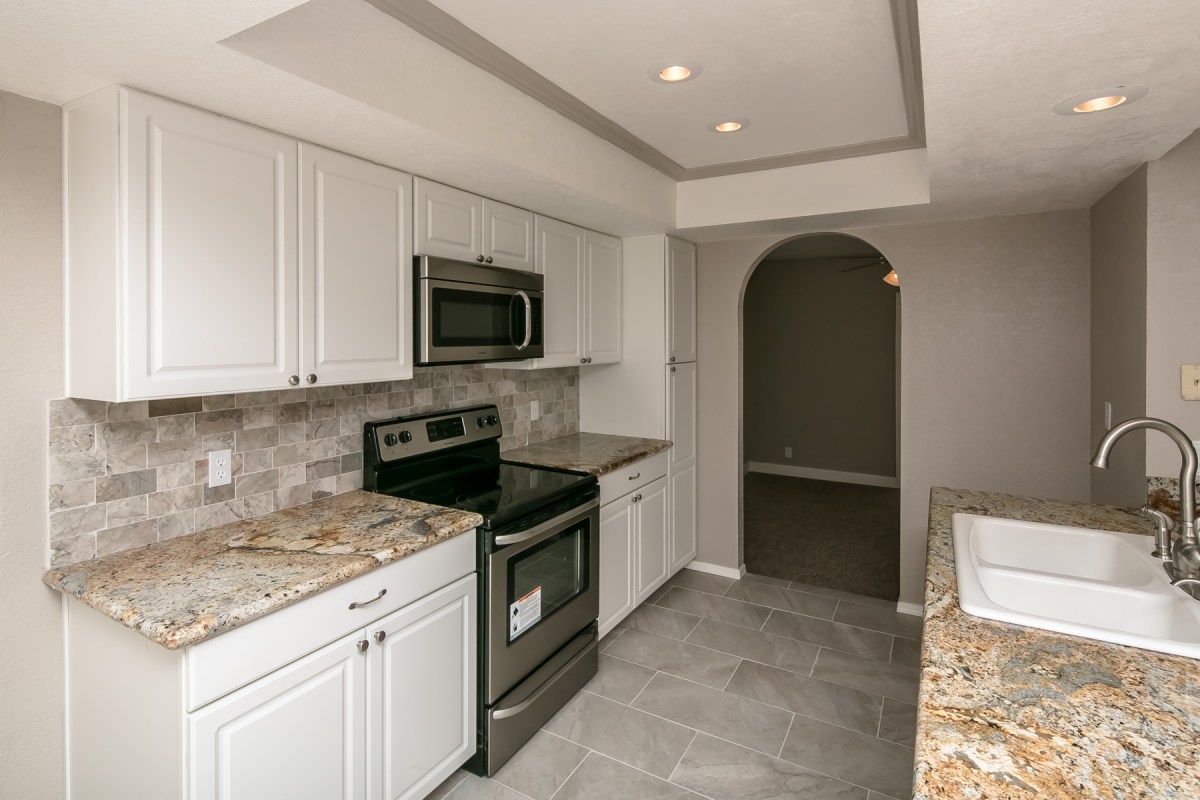 2823 Ranchero Ln, Lake Havasu City, AZ 86406