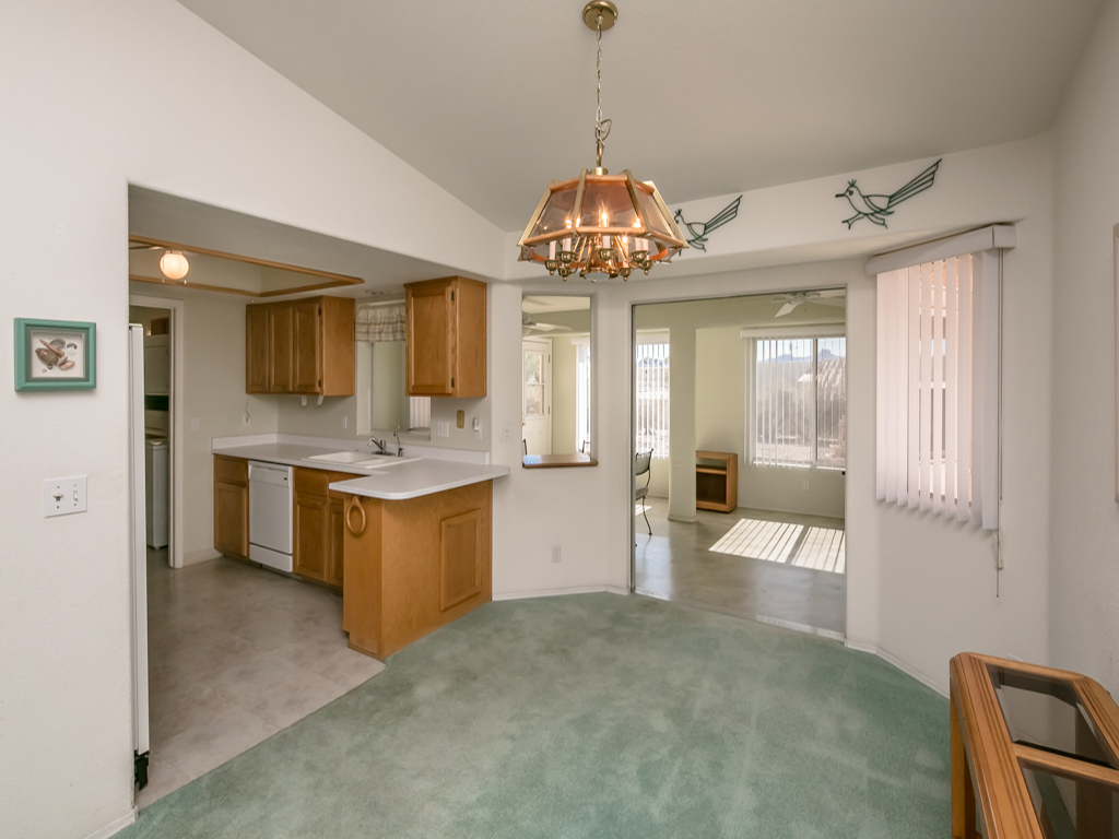 2002 Pima Dr N , Lake Havasu City, AZ 86403