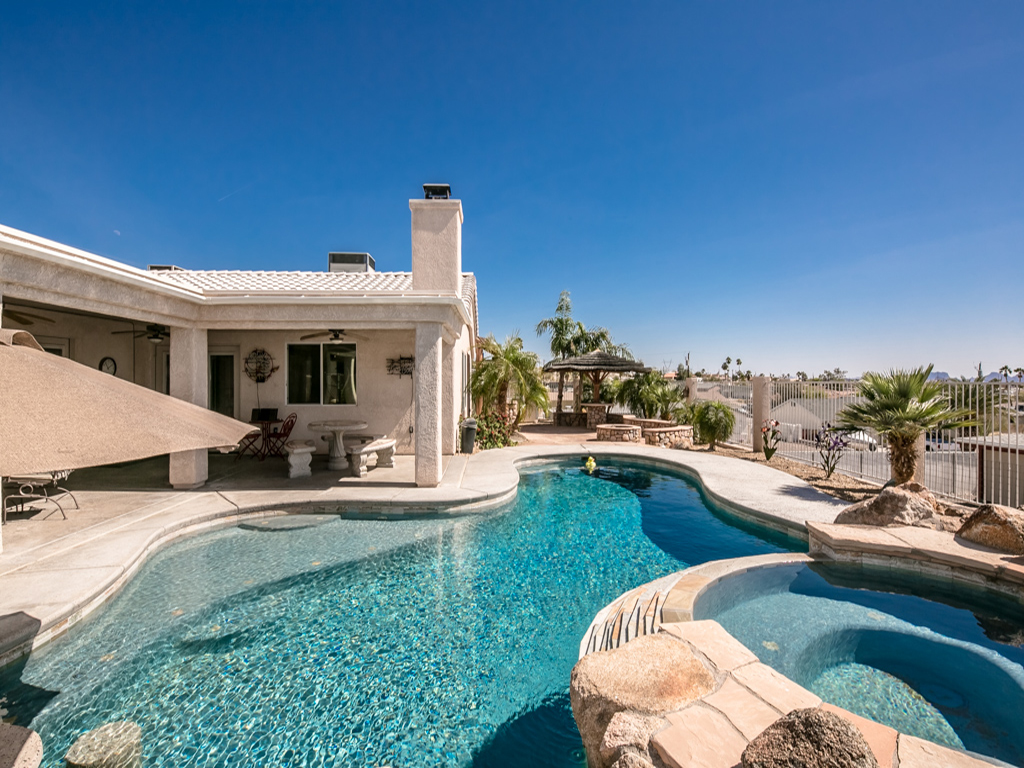 3356 Crestwind Dr , Lake Havasu City, AZ 86404