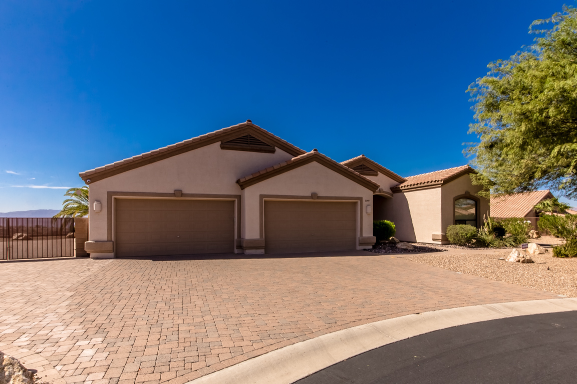 2240 Sutton Pl, Lake Havasu City, AZ 86404