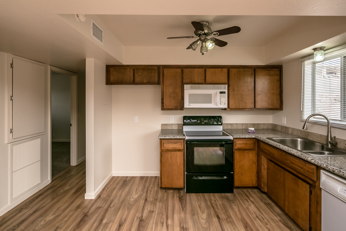 2370 Clarke Dr, Lake Havasu City, AZ 86403