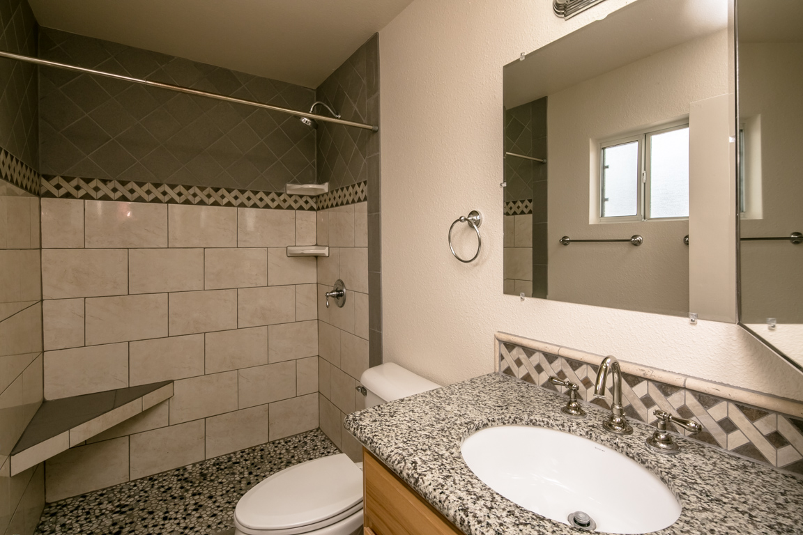 2370 Clarke Dr, Lake Havasu City, AZ 86403