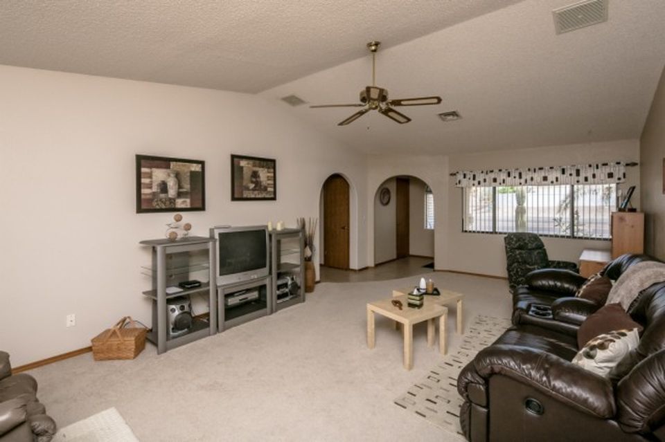 3461 Oro Grande Blvd, Lake Havasu City, AZ 86406