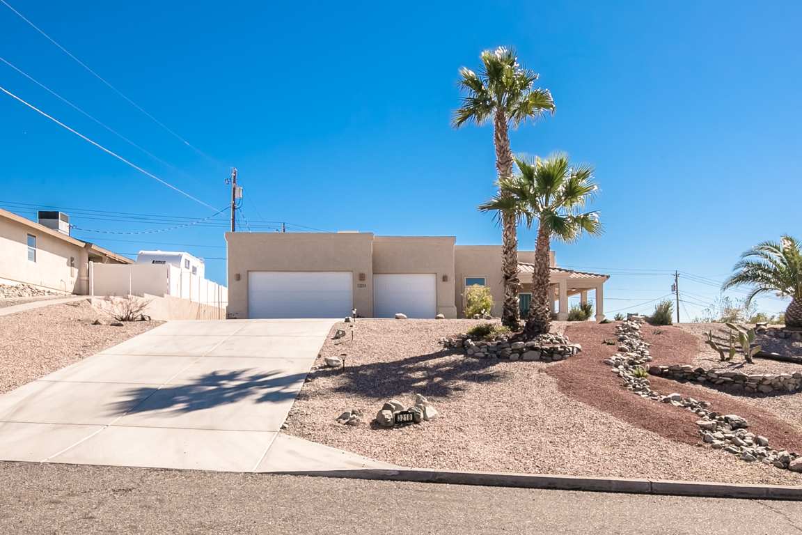 3218 Rustler Dr Lake Havasu City, AZ 86404