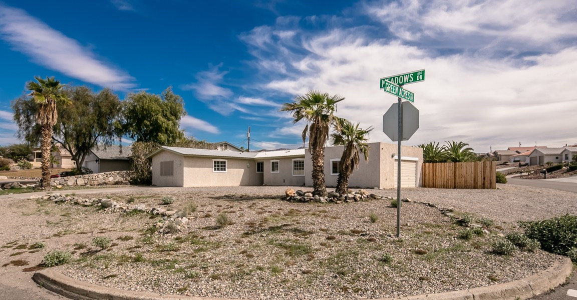 660 Meadows Dr Lake Havasu City, AZ 86404