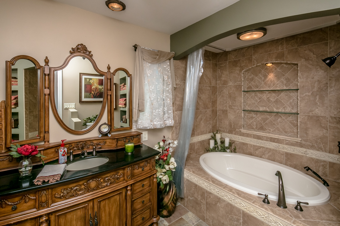 2259 Smoketree Ave N Lake Havasu City, AZ 86403
