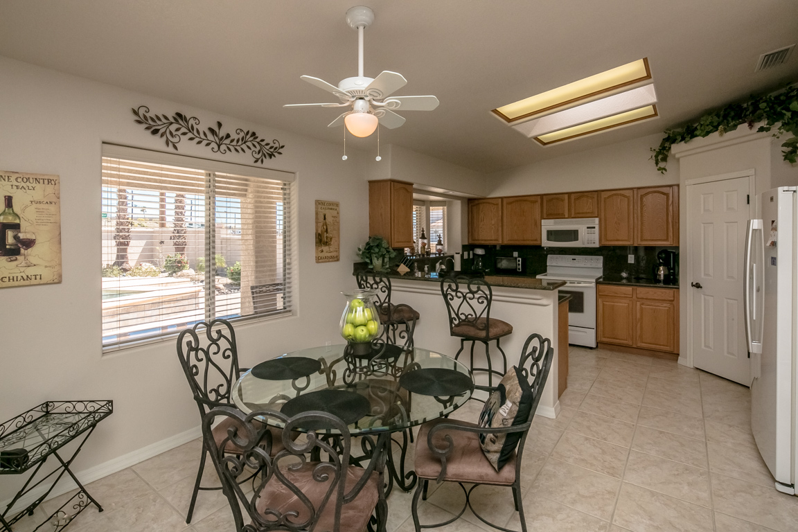 800 Deepwater Dr Lake Havasu City, AZ 86403