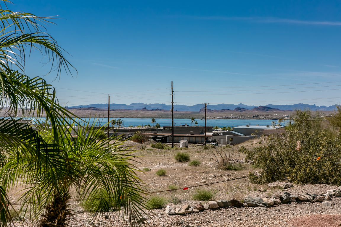 800 Deepwater Dr Lake Havasu City, AZ 86403