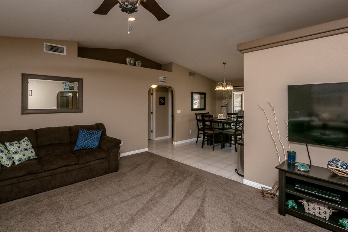 912 Joshua Tree Dr Lake Havasu City, AZ