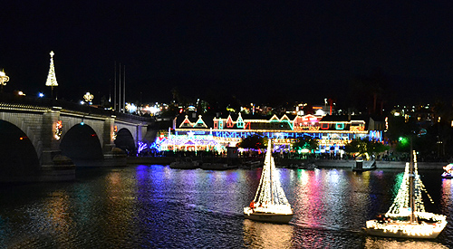 Lake Havasu City’s 23rd Annual Festival of Lights